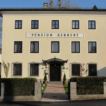Herbert 3* Salzburgo